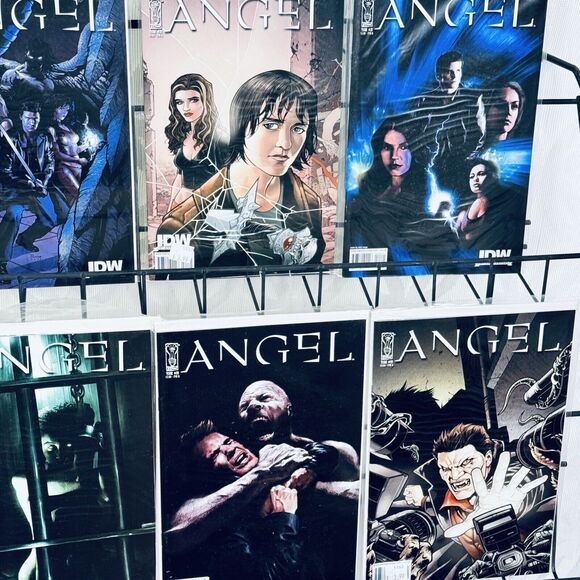 Angel 1-22 Annual 1 Lot Variants‎ Virgin Retailer Incentive 2010 IDW 45 Issues - Picture 13 of 16